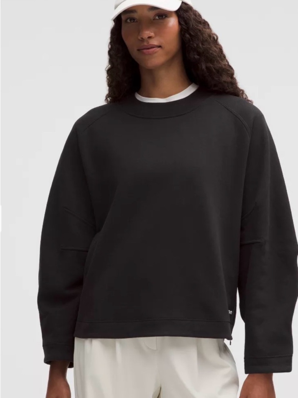 Loungeful Relaxed-Fit Crewneck Sweatshirt size 6 black